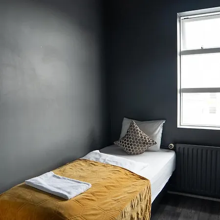 R13 - A Townhouse 2* Reykjavík